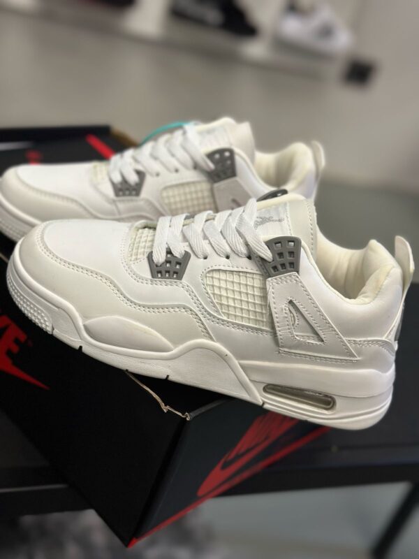 nike jordan retro 4 white