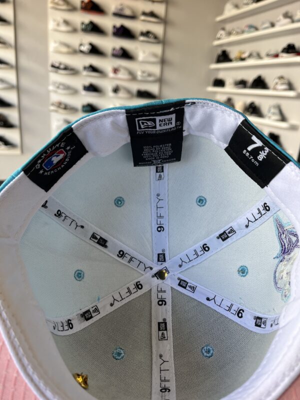 new era aniversario 25 - Imagen 7