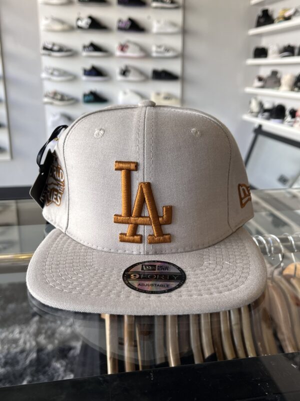 new era LA world series 2020