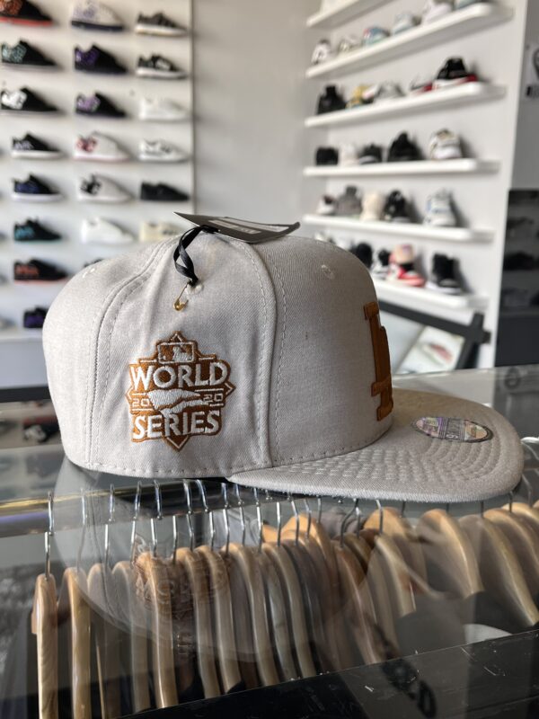 new era LA world series 2020 - Imagen 3