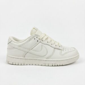 nike sb triple white