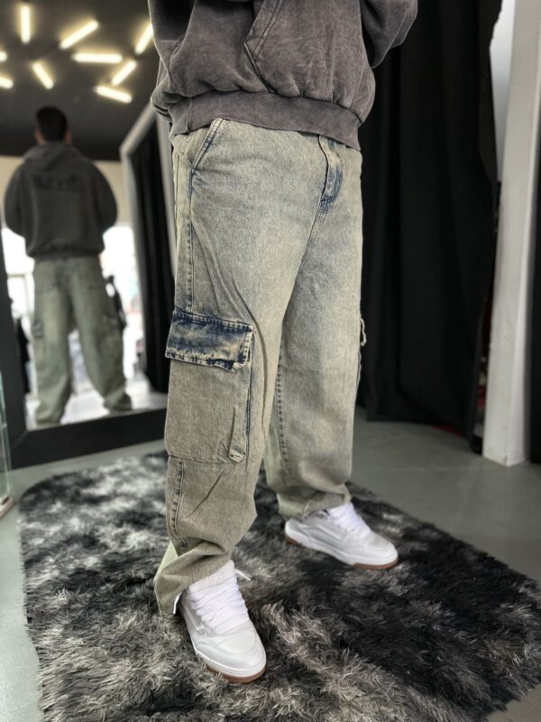 Baggy metal cargo