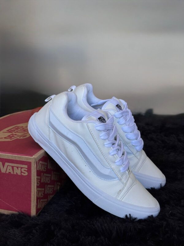 vans knu skool white