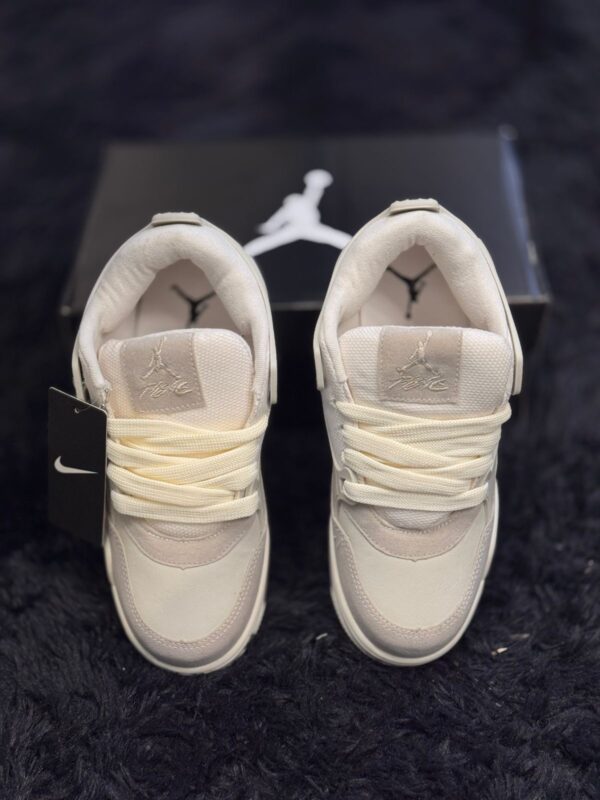 jordan air 4 RM - Imagen 8