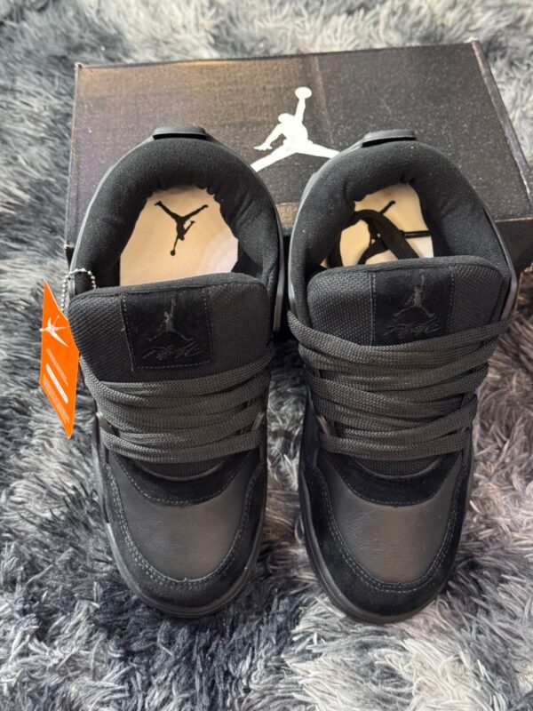 jordan air 4 RM black - Imagen 4