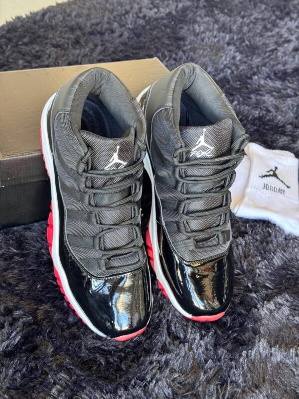 jordan retro 11 playoff brend - Imagen 4