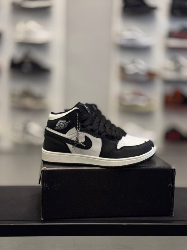 nike jordan 1 high panda