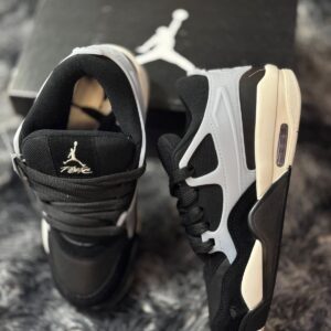 jordan air 4 RM