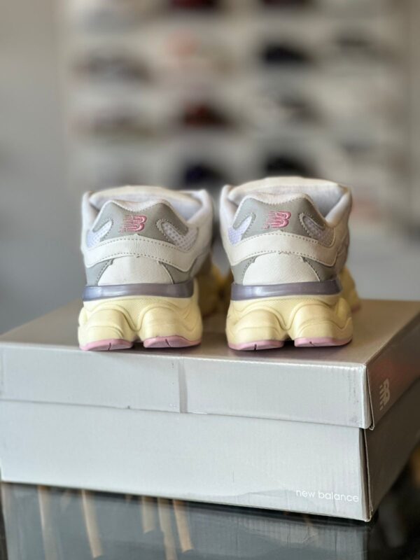 new balance 9060 rosa - Imagen 4