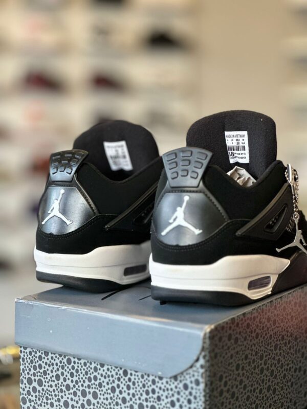jordan retro 4 - Imagen 6
