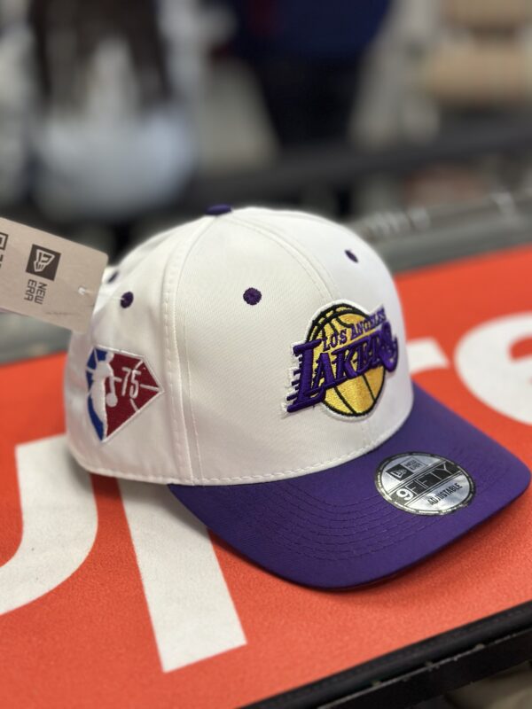 Gorra regulable Lakers