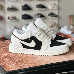 Jordan 1 low reverse panda