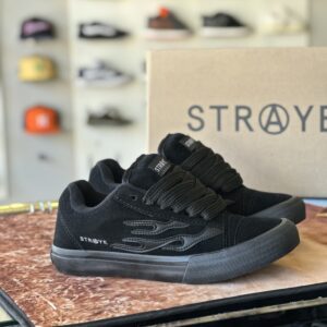 Straye logan puff black