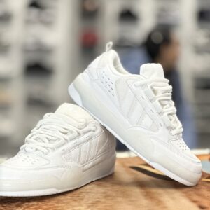 Adi 2000 total white