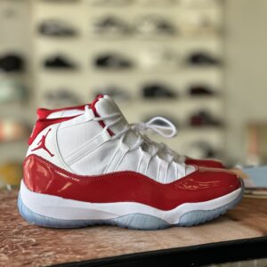 Jordan 11 Retro "Cherry"